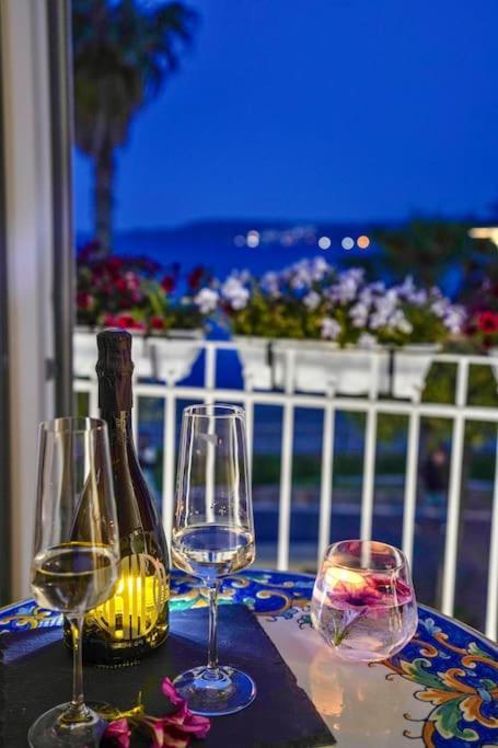 Aquamar Bed And Breakfast Crotone Exterior photo