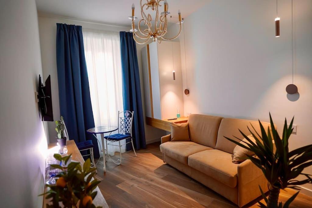Aquamar Bed And Breakfast Crotone Exterior photo