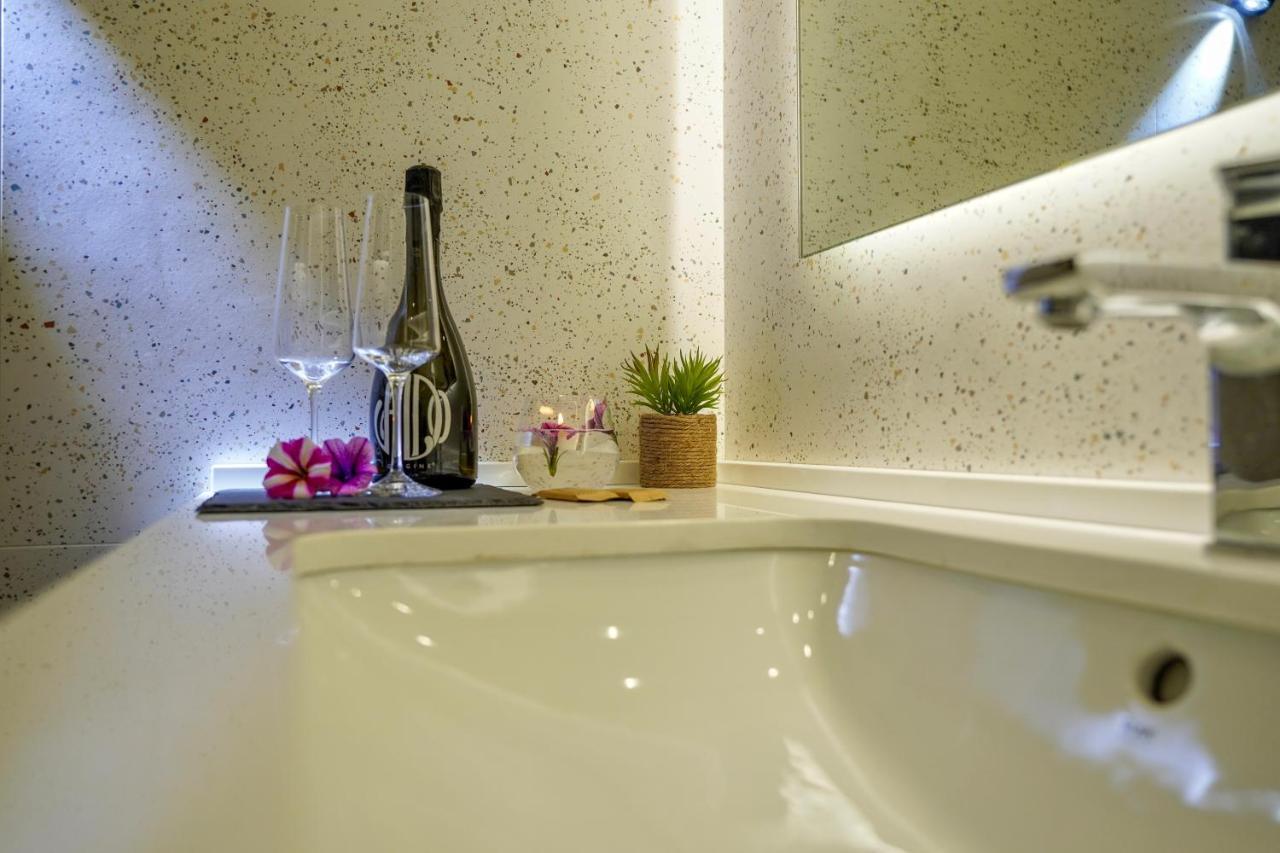 Aquamar Bed And Breakfast Crotone Exterior photo